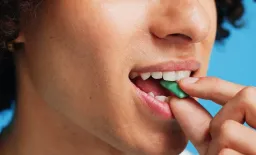 New Chewing Gum Shows Promise Against Cancer-Linked Oral Microbes