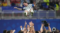 Argentina's Dramatic Comeback Stuns Egypt, Advances to World Cup Quarterfinals