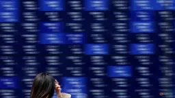 Asian Markets Retreat as Apple Price Hikes Impact Investor Sentiment