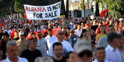 Albanians Demand Prime Minister's Resignation Over Corruption Accusations