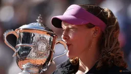 Mirra Andreeva Becomes Youngest French Open Champion in Over 30 Years