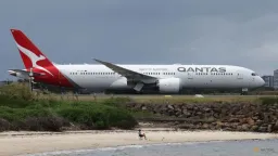 Qantas Warns of $570 Million Jet Fuel Cost Hit Amid Volatility
