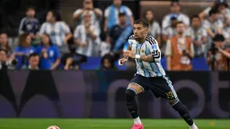 Argentina's Romero Returns to Full Training Before World Cup Knockout