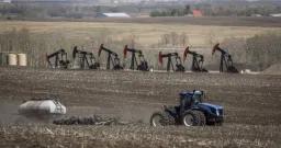 Alberta Targets Oil Firms Over Unpaid Municipal Taxes