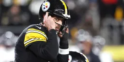 Aaron Rodgers Says He'll Retire After This Season with the Steelers
