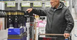 Canada Sees Steepest Annual Alcohol Sales Drop on Record
