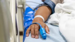 Severe UTIs Linked to Higher Dementia Risk in Elderly