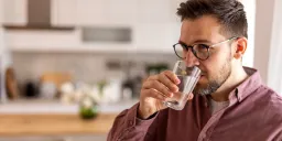 Alkaline Water: Miracle or Myth? Experts Weigh In