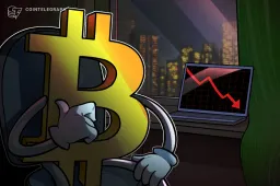 Bitcoin Hits Key Crossroads as Analyst Warns of Potential Drop to $65K