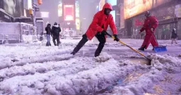 Northeast Gripped by Blizzard: Snow, Wind, and Travel Chaos