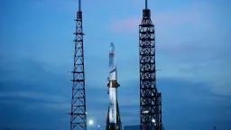 Blue Origin's New Glenn Rocket Explodes During Engine Test at Cape Canaveral