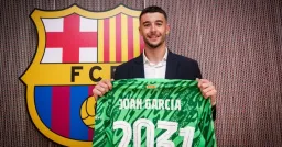 Barcelona Secures Historic Cross-City Transfer of Goalkeeper Joan García