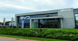 BYD Confirms Canadian Launch in Late 2026, Plans Over 20 Dealerships