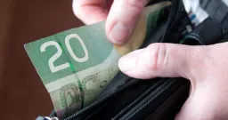 Canadian Consumer Insolvencies Hit Highest Level Since 2009 Amid Soaring Debt