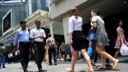 Middle East Conflict Fuels Inflation Fears in Singapore