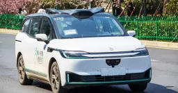 China Halts Robotaxi Licenses After Baidu Fleet Failure in Wuhan