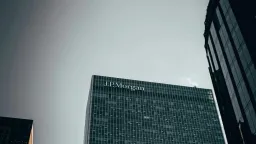 JPMorgan: MicroStrategy Dominates Crypto Inflows Amid Market Downturn