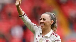 Chelsea Signs Ireland Captain Katie McCabe from Arsenal