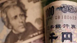 Dollar Hits One-Week High as Gulf Tensions Escalate, Yen Nears Intervention Zone