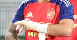 David Raya Relaxed in Three-Way Battle for Spain's 2026 World Cup Spot
