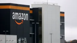 EU Targets Amazon, Microsoft Cloud Units for Gatekeeper Rules