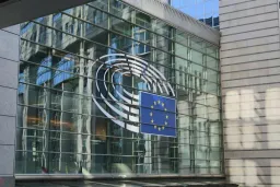 EU Reviews MiCA Crypto Framework Amid Market Evolution