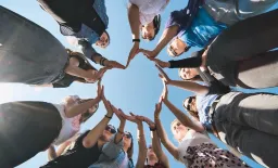 European Experts Outline Blueprint for Women's Heart Centers to Tackle Care Disparities