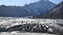 Powerful 6.0 Quake Strikes Afghanistan, Tremors Felt Across Pakistan