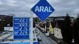 EU Considers Oil Price Cap and Windfall Tax Amid Energy Crisis