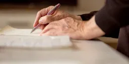 Dictation Test Could Detect Early Dementia Signs