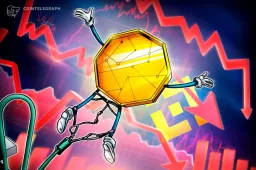 Binance Stablecoin Reserves Plummet 19%, Signaling Crypto Liquidity Crunch