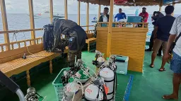 Finnish Divers Recover Bodies of Two Italians from Maldives Cave