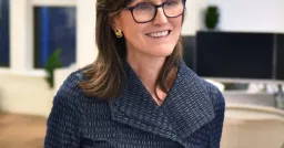 Truflation Reports Inflation Below 2%, Cathie Wood Highlights Discrepancy