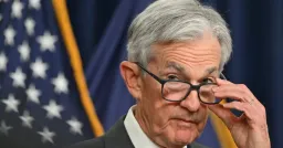 Fed Maintains Interest Rates Amid Geopolitical Uncertainty and Dissent