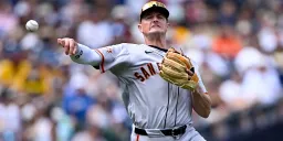 Giants Third Baseman's Frustrated Response After Team Error