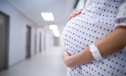 Global Study Finds Peripartum Depression Peaks in First Weeks After Birth