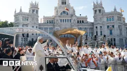 Over a Million Flock to Madrid for Pope's Open-Air Mass