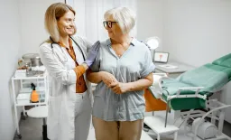 HIV Menopause Care: Clinicians Urged to Start Conversations Earlier
