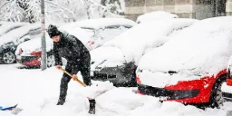 Heavy Snowfall: Experts Warn of Increased Heart Attack Risk
