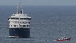 Hantavirus Ship: Passengers Describe Calm as Vessel Nears Europe