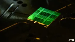 Iran Crisis Threatens Global Chip Material Supply, South Korea Warns