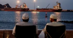 Iran Orders Ships to Turn Back in Strait of Hormuz, Escalating 2026 Naval Conflict