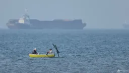Iran's Revolutionary Guards Threaten US Assets After Tanker Strikes