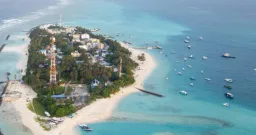 Five Italian Tourists Killed in Maldives Cave Diving Accident