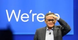 US Takes 10% Intel Stake, Forges Chip Alliances With Apple, Nvidia