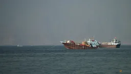 Iran Claims Retaliatory Strikes on US Targets Amid Escalating Gulf Tensions