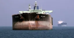 US-Iran Peace Deal Prompts Oil Plunge, Bitcoin Rally