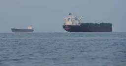 Iran Fires on Ships in Strait of Hormuz Amid Ceasefire Talks