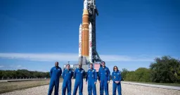 Canadian Astronaut Prepares for Artemis II Moon Mission