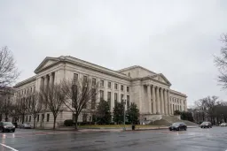 Justice Department Closes Probe into Fed Chair Jerome Powell